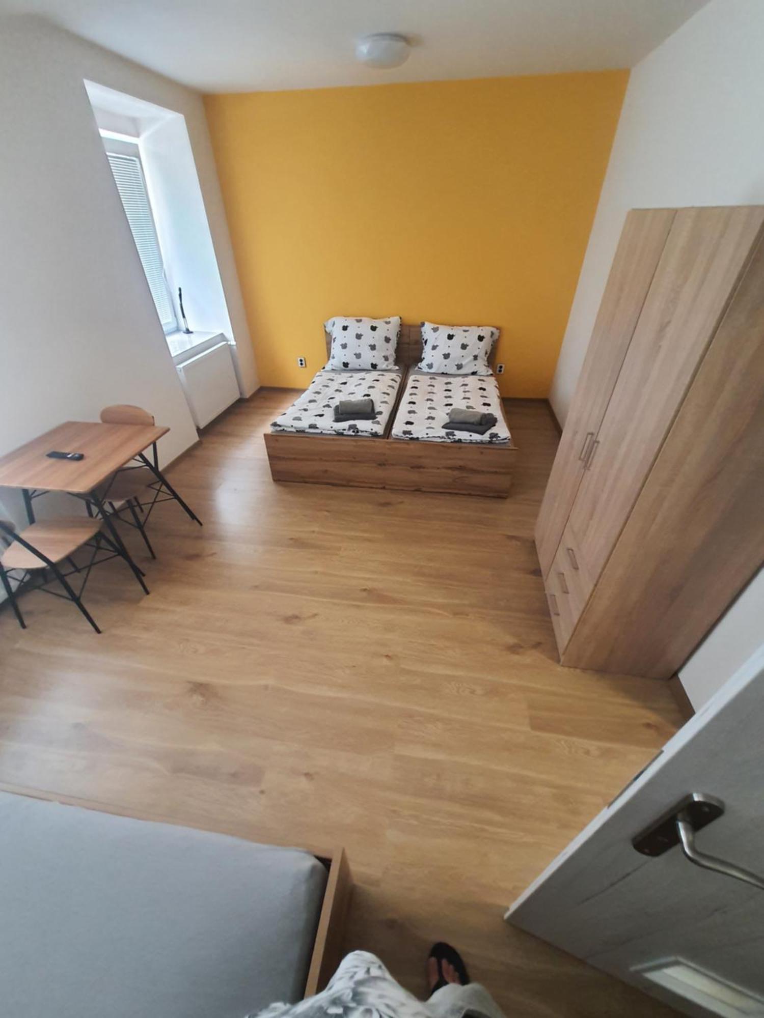Apartmány HAVLÍČKOVA Česká Lípa Szoba fotó